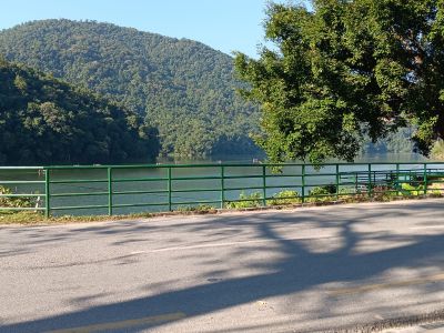 J09-02 Première étape... contourner le lac