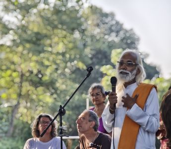 J12-16 Ramchandra nous raconte les origines de l'ashram