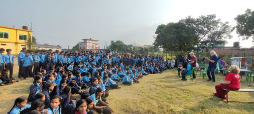 J15-11 Accueil dans l'école Gyanpunj Bidhya Mandir