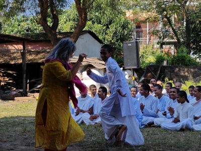 J10-06 Un jeune super danseur