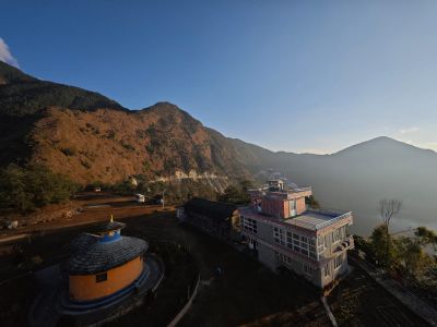 J16-10 Arrivée à l'ashram Sri Aurobindo Tapobhumi