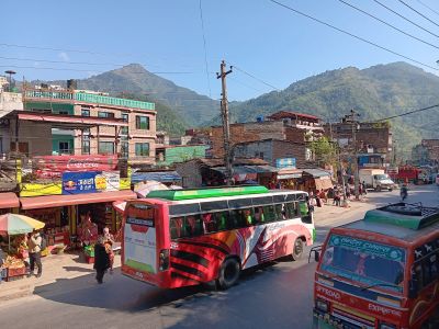 J04-07 Première petite pause pendant le voyage