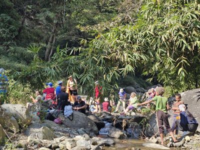 J17-03 Trempette dans l'eau bien fraîche