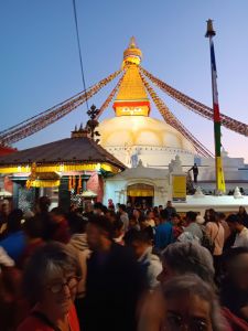 J03-10 Vue générale du stupa