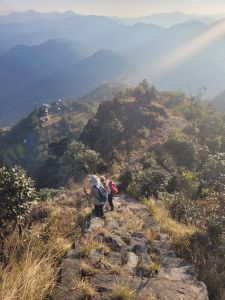 J20-07 ...et on continue à prendre de la hauteur