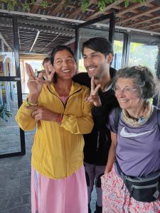 J09-11 Joie de l'accueil au restaurant