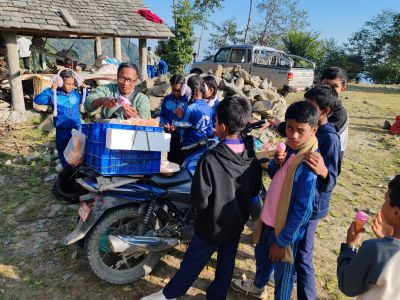 J19-06 Même le marchand de glaces était de la partie
