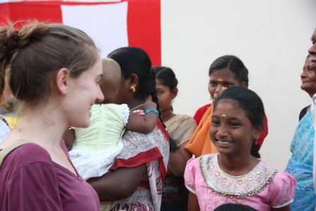 Sathyamangalam soirée consacrée aux femmes - Léa et une indienne