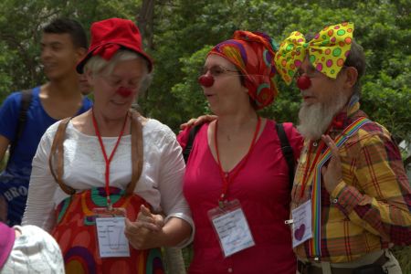 Les clowns prêts pour la déambulation