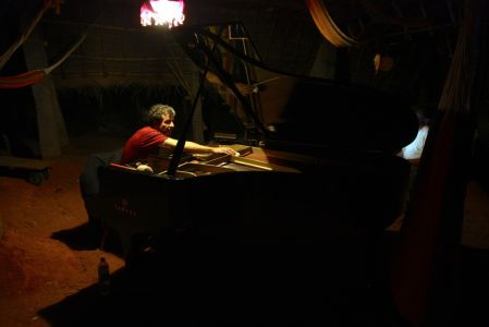 Sadhana Forest - Concert de Marc