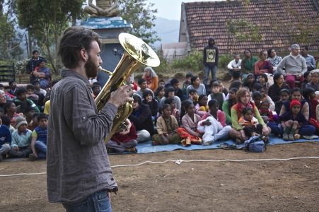 Ashram d'Ooti - Joaquim et son tuba
