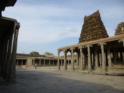 Gingee Fort, la cours intérieure