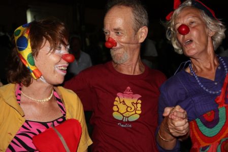 Les clowns animent aussi la soirée