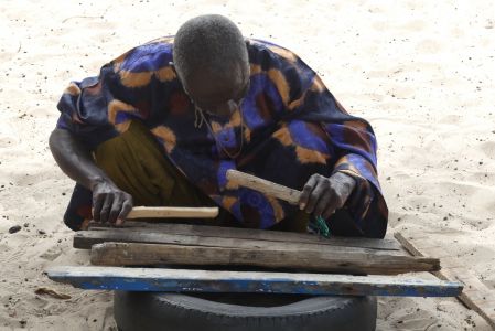 Homme aveugle au Balafon